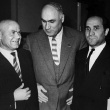 1959 год. Всесоюзный съезд писателей. Грузинский писатель Ираклий Абашидзе среди адыгских писателей_1